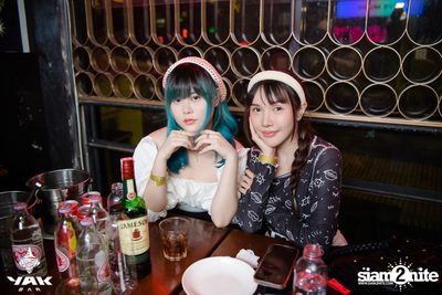 UrboyTJ at Yak Bar — photo 42