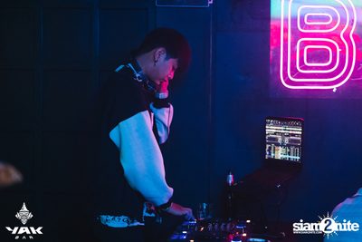 UrboyTJ at Yak Bar — photo 54