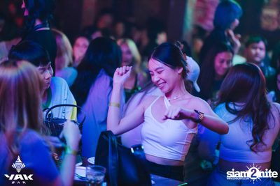 UrboyTJ at Yak Bar — photo 61