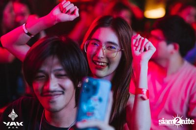 UrboyTJ at Yak Bar — photo 81