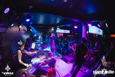 UrboyTJ at Yak Bar — photo 112