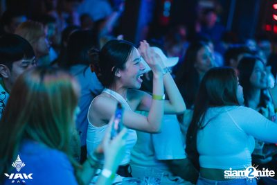 UrboyTJ at Yak Bar — photo 122