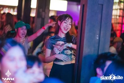 UrboyTJ at Yak Bar — photo 125