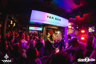 UrboyTJ at Yak Bar — photo 134