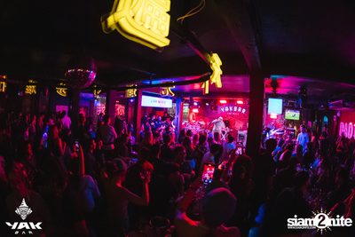UrboyTJ at Yak Bar — photo 140