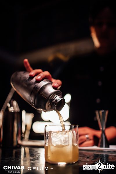 ภาพบรรยากาศจากงาน Chivas The Blend Remixed ที่ Opium Bar — photo 70