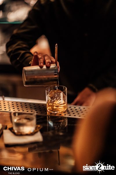 ภาพบรรยากาศจากงาน Chivas The Blend Remixed ที่ Opium Bar — photo 84