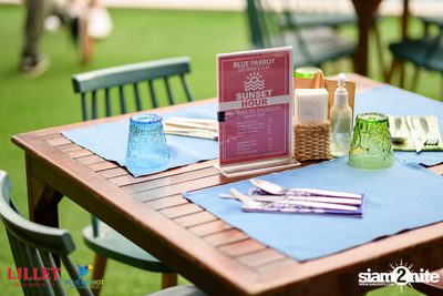 Backyard BBQ Party at Blue Parrot — photo 1