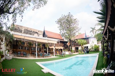 Backyard BBQ Party at Blue Parrot — photo 4