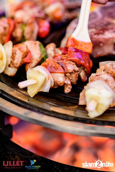 Backyard BBQ Party at Blue Parrot — photo 35