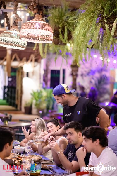 Backyard BBQ Party at Blue Parrot — photo 123