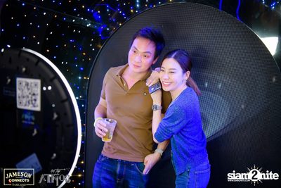 ภาพบรรยากาศ Ink​ Waruntorn​ Feat.​ Pod​ Moderndog Special Concert ที่ร้าน Atmos On Top — photo 3