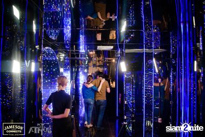 ภาพบรรยากาศ Ink​ Waruntorn​ Feat.​ Pod​ Moderndog Special Concert ที่ร้าน Atmos On Top — photo 4