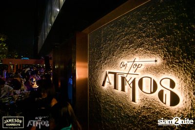 ภาพบรรยากาศ Ink​ Waruntorn​ Feat.​ Pod​ Moderndog Special Concert ที่ร้าน Atmos On Top — photo 67