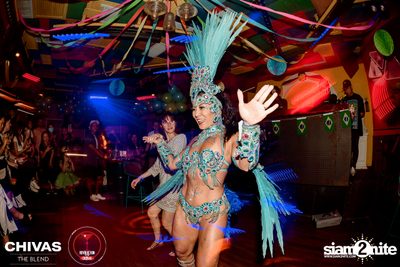 Brazilian Carnival at Revolucion Cocktail — photo 81