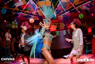 Brazilian Carnival at Revolucion Cocktail — photo 84