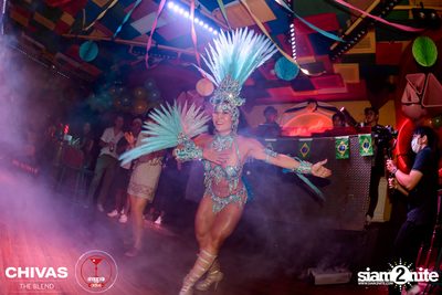 Brazilian Carnival at Revolucion Cocktail — photo 89