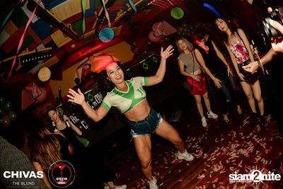 Brazilian Carnival at Revolucion Cocktail — photo 128