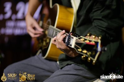 Kiankai and wanich & Duang Dao Diew Dai at SKIP Bar&Bistro — photo 9