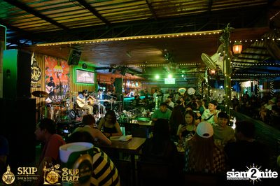 Kiankai and wanich & Duang Dao Diew Dai at SKIP Bar&Bistro — photo 13