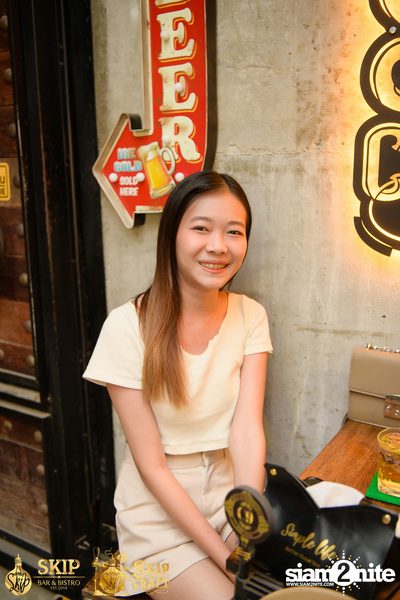 Kiankai and wanich & Duang Dao Diew Dai at SKIP Bar&Bistro — photo 16