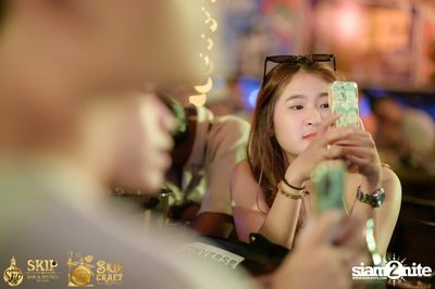 Kiankai and wanich & Duang Dao Diew Dai at SKIP Bar&Bistro — photo 37
