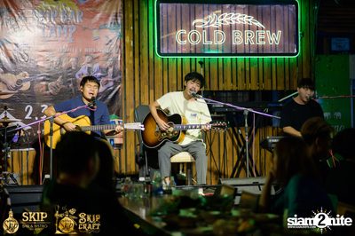 Kiankai and wanich & Duang Dao Diew Dai at SKIP Bar&Bistro — photo 52