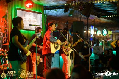 Kiankai and wanich & Duang Dao Diew Dai at SKIP Bar&Bistro — photo 124