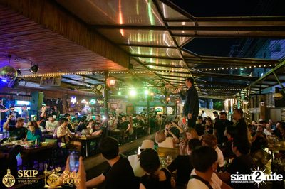 Kiankai and wanich & Duang Dao Diew Dai at SKIP Bar&Bistro — photo 163