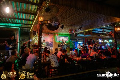 Kiankai and wanich & Duang Dao Diew Dai at SKIP Bar&Bistro — photo 175
