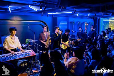 Mean at Throwback.bkk — photo 29