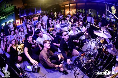 Mean at Throwback.bkk — photo 118