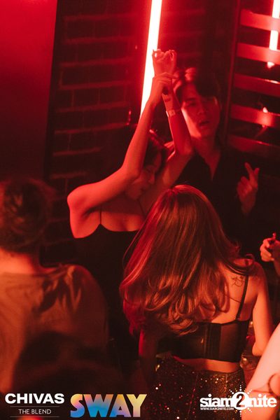 ภาพบรรยากาศคอนเสิร์ต KID INK Live ที่ Sway — photo 29