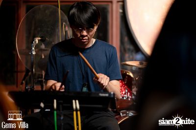 ภาพบรรยากาศคอนเสิร์ต Zom Marie x SLAPKISS ที่ร้าน Gems Villa — photo 7
