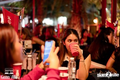 ภาพบรรยากาศคอนเสิร์ต Zom Marie x SLAPKISS ที่ร้าน Gems Villa — photo 52