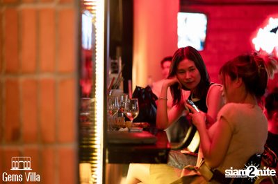 ภาพบรรยากาศคอนเสิร์ต Zom Marie x SLAPKISS ที่ร้าน Gems Villa — photo 55