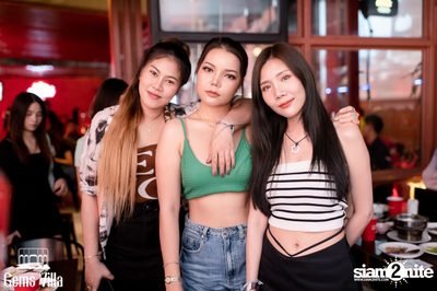 ภาพบรรยากาศคอนเสิร์ต Zom Marie x SLAPKISS ที่ร้าน Gems Villa — photo 104