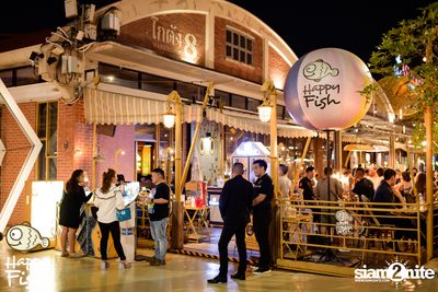 ภาพบรรยากาศงาน Season Five ที่ร้าน Happy Fish Asiatique — photo 1