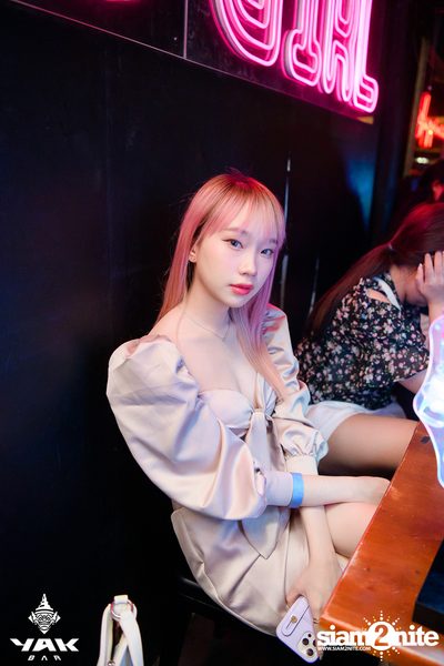 CD GUNTEE x TIMETHAI at Yak Bar — photo 10