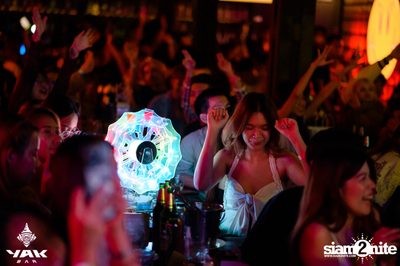 CD GUNTEE x TIMETHAI at Yak Bar — photo 73
