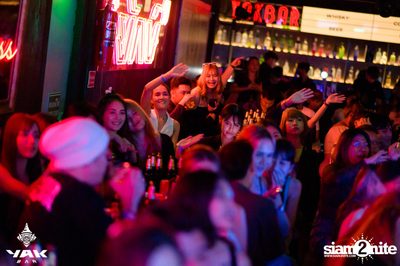 CD GUNTEE x TIMETHAI at Yak Bar — photo 74