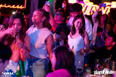 CD GUNTEE x TIMETHAI at Yak Bar — photo 115