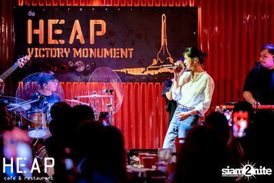Sarah.salola at HEAP Victory Monument — photo 49