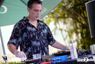 Pool Party at Holiday Inn Sukhumvit — photo 24