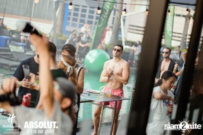 Pool Party at Holiday Inn Sukhumvit — photo 82