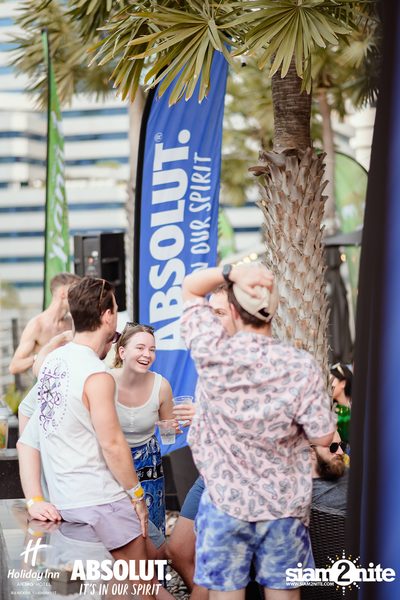 Pool Party at Holiday Inn Sukhumvit — photo 117