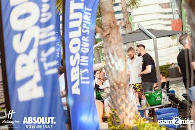 Pool Party at Holiday Inn Sukhumvit — photo 121