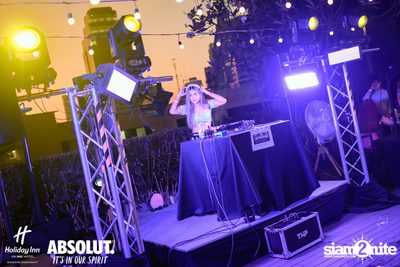 Pool Party at Holiday Inn Sukhumvit — photo 132