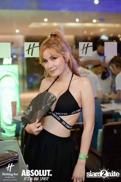 Pool Party at Holiday Inn Sukhumvit — photo 143