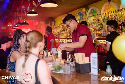 2499 - Revo Gangsters at Revolucion Cocktail — photo 22